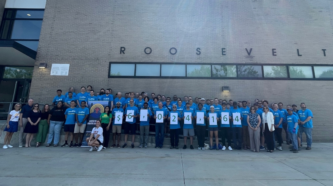 Air Products announced the campaign results during a volunteer experience at Roosevelt Elementary School, a United Way Community School located in the Allentown School District in Pennsylvania.